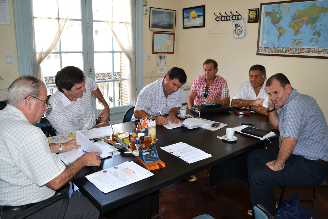 Armadores costeros y capitanes renovaron convenio colectivo