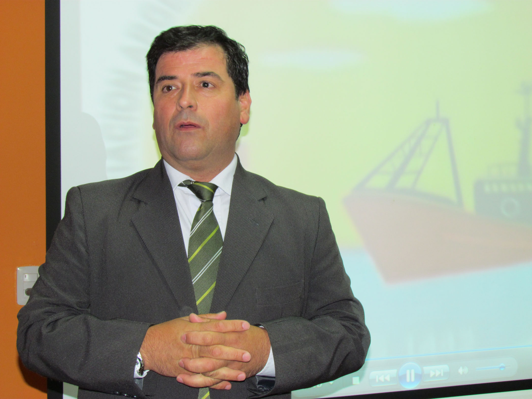 “La prospección en zona de veda es una alternativa frente a la crisis”