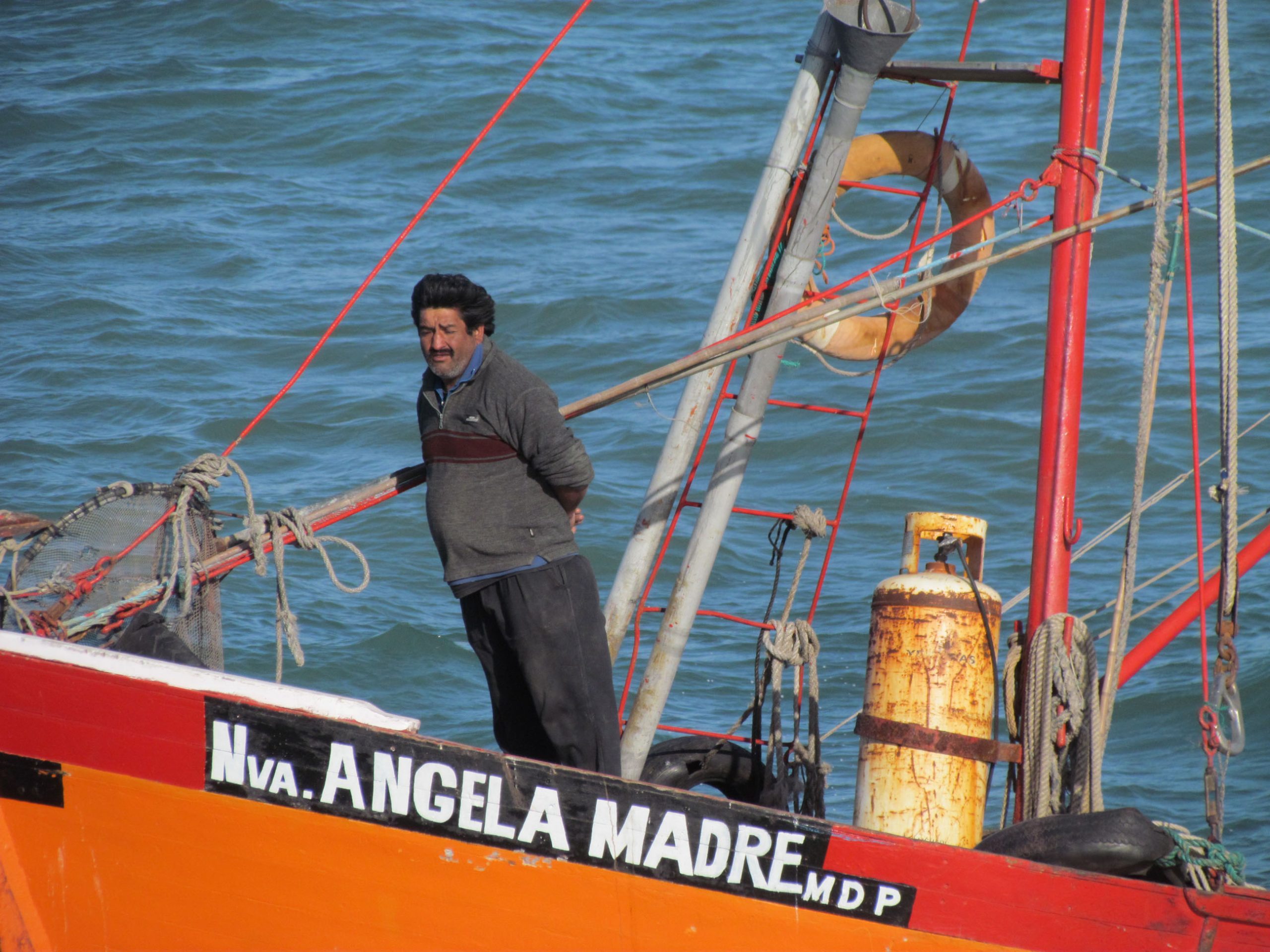 Suman embarcaciones a la prospección de corvina en el Río de la Plata