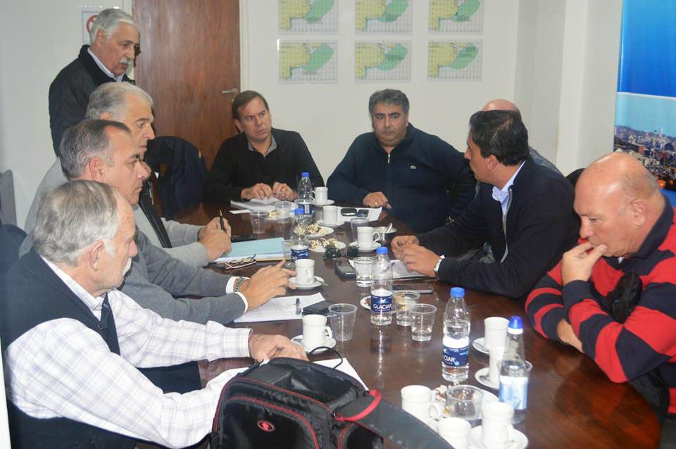 Empresarios podrían exponer la problemática del sector ante senadores provinciales