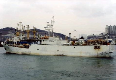 Uruguay le prohíbe la descarga a un buque sospechado de haber pescado ilegalmente en aguas argentinas
