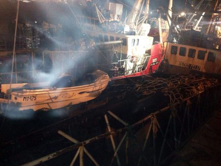 El “Ciudad Feliz†rescata a pescadores artesanales a 20 millas de la costa