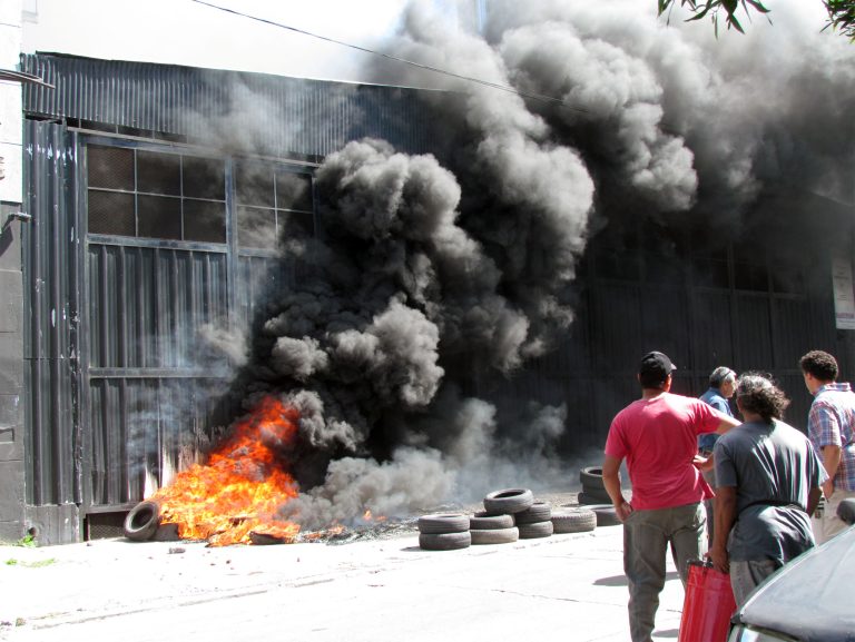 Simape bloquea planta de Caputo por la inactividad de su flota