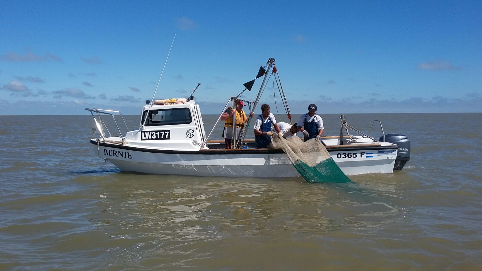 Sondeando la corvina en BahÃa de Samborombón