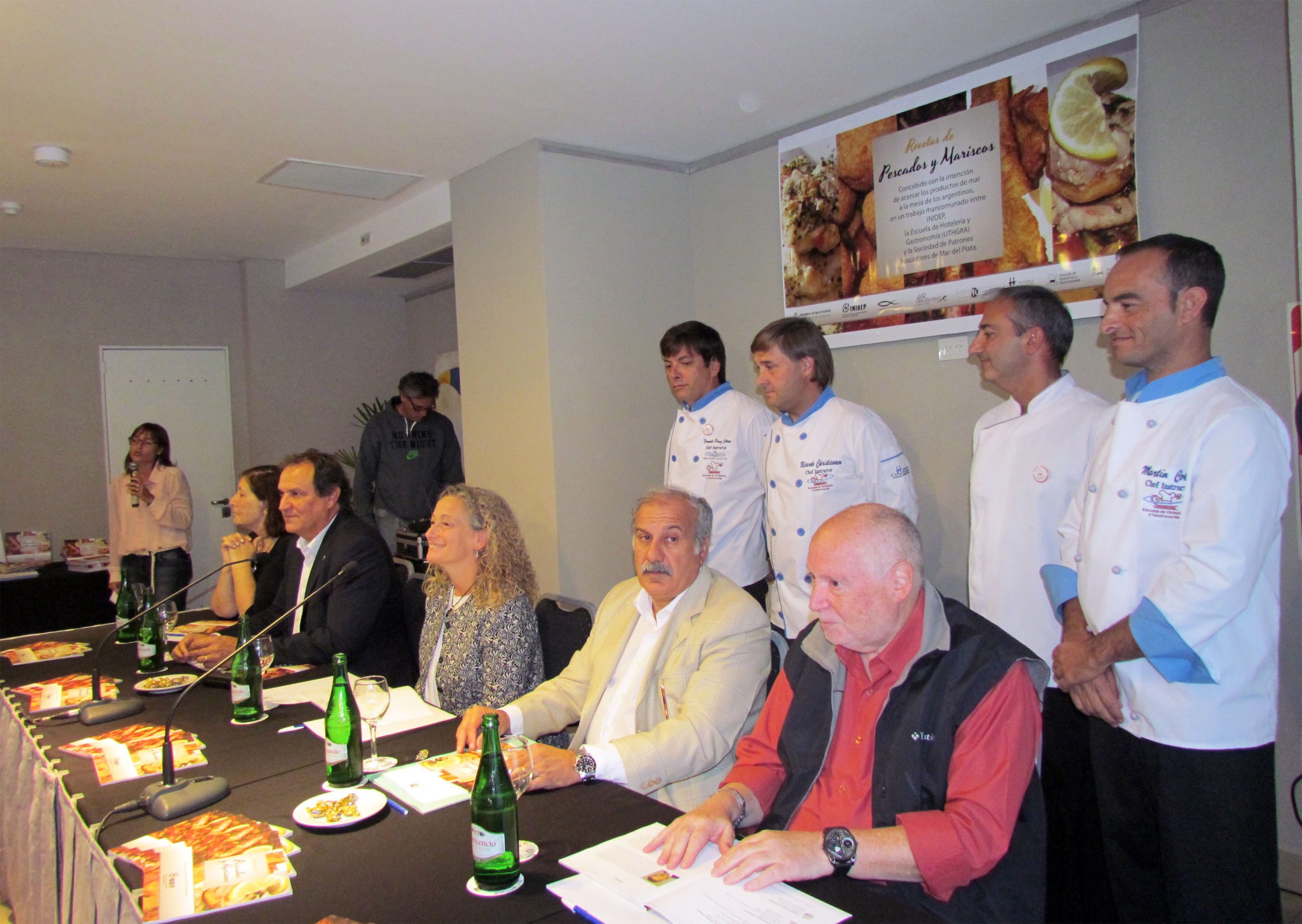 Presentaron libro de recetas para incentivar el consumo de pescado