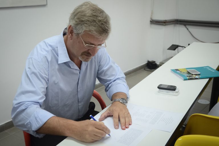 Tres astilleros en pugna para construir el barco costero del Inidep