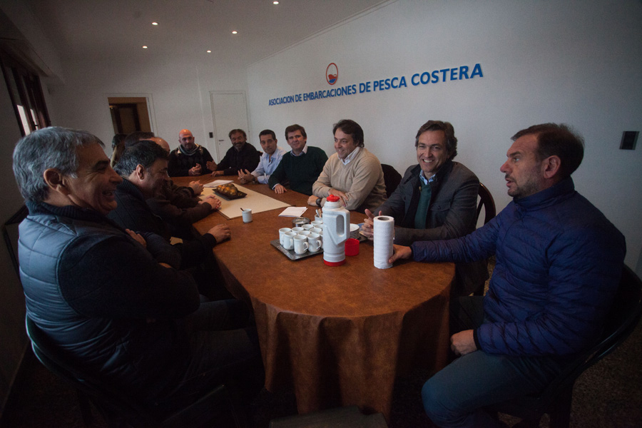 Control de descargas: armadores costeros y Gerpe trataron la problemática