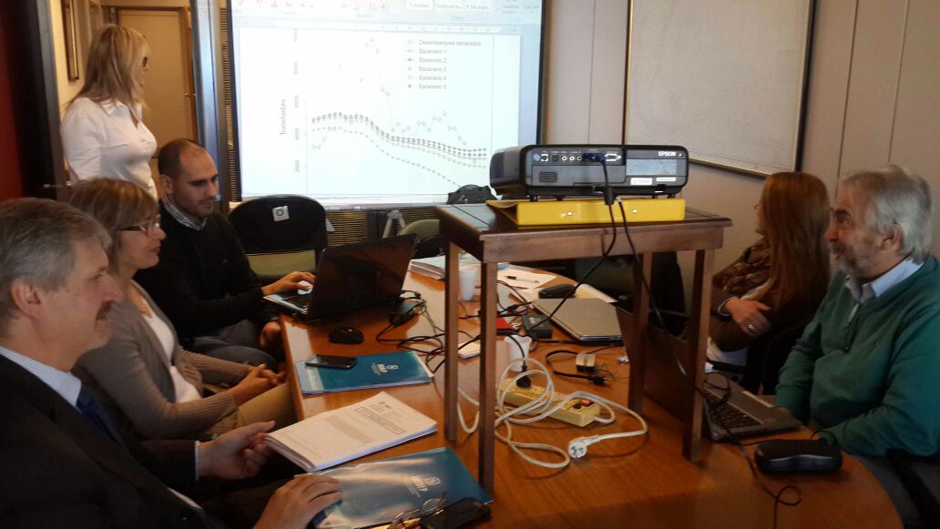 Comisión Técnica Mixta fija veda de merluza y límites para condrictios