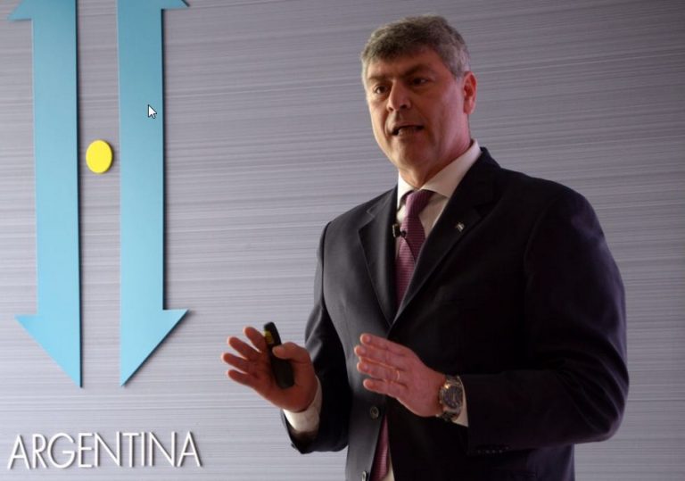Armadores costeros se reunieron con el ministro Buryaile y le plantearon diversas problemáticas