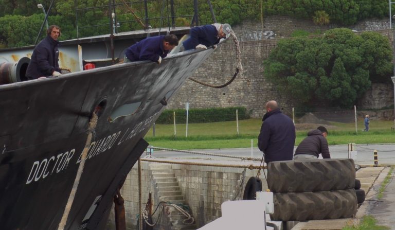 El “Holmberg” debió volver a puerto por problemas mecánicos