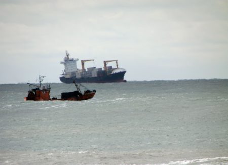 Piden validar el decreto que corrige discriminaci贸n a puertos bonaerenses