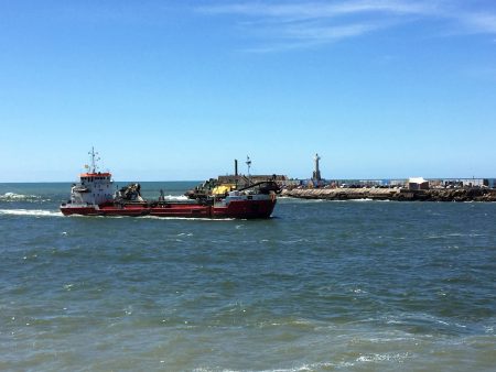 Lleg贸 la draga 鈥淥mvac Diez鈥 a Mar del Plata