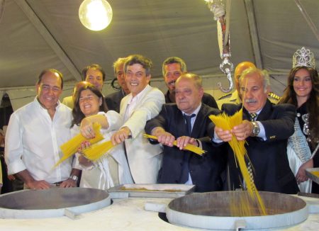 Quedó inaugurada la Fiesta de los Pescadores con referencias a las problemáticas del sector