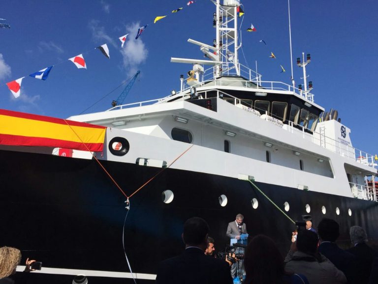 Bautismo oficial para el nuevo buque del Inidep