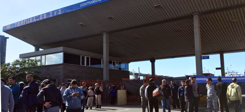 La estiba vuelve a operar tras acuerdo alcanzado con el Consorcio Portuario