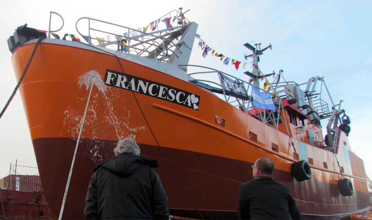 Botaron al buque costero “Francesca”