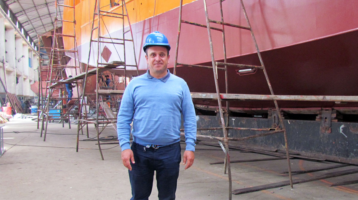 Contessi: nueva botadura, proyectos de inversi贸n y alerta