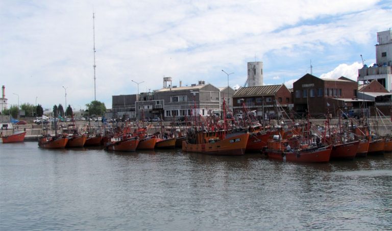 La Provincia abre registro para la renovaci贸n de permisos