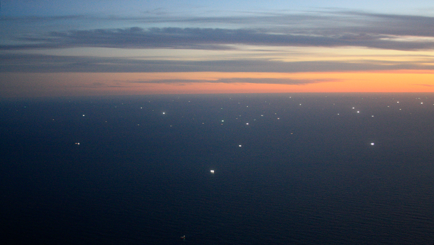 La Armada contabilizó más de trescientos buques extranjeros en la milla 201