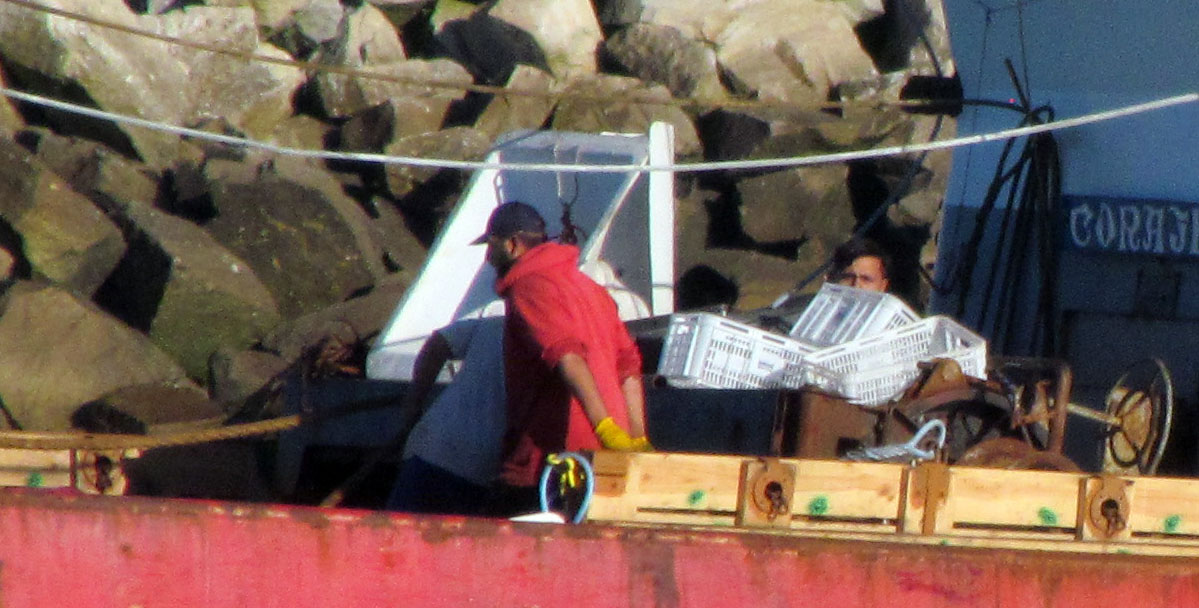 Acuerdo de recomposición salarial para los marineros de la flota fresquera de altura