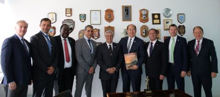 La Argentina relanz贸 su candidatura para integrar el Consejo de la OMI