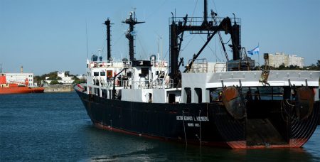 Zarpó el “Holmberg†para iniciar campaña de anchoÃta