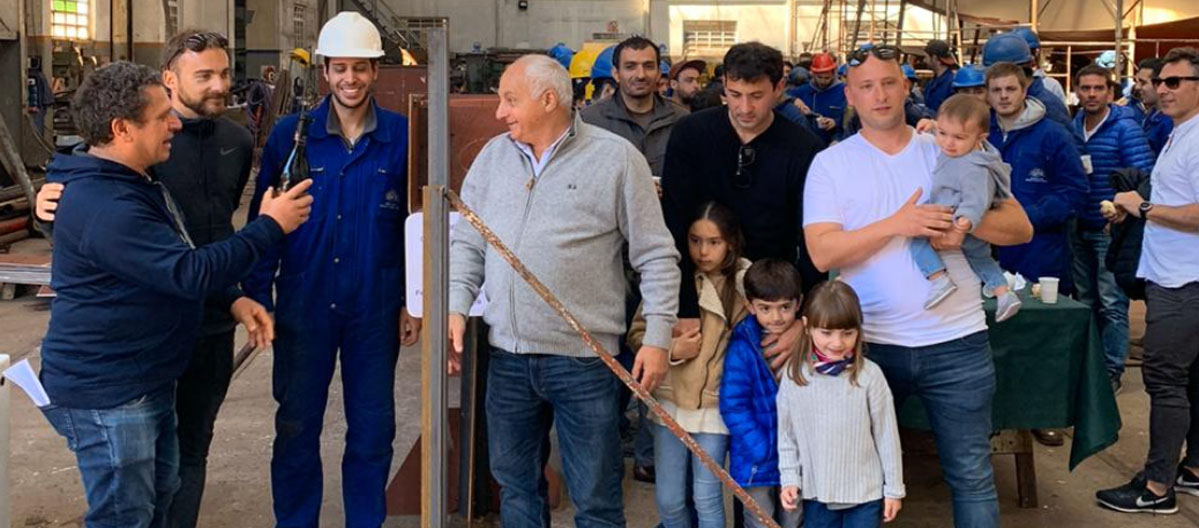 Contessi inició la construcción del primer barco alumbrado por el decreto presidencial 145/19