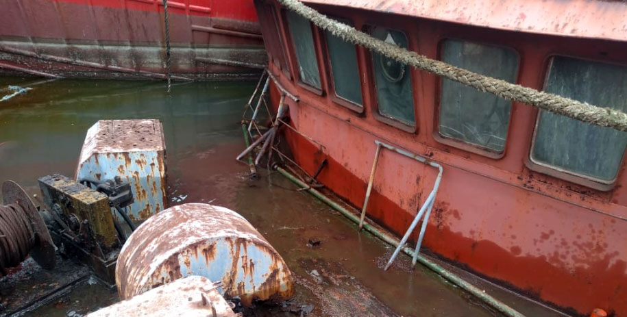 Se hundió el “María Luisa I”, uno de los buques inactivos que está incluido en el plan de desguaces