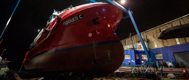 Contessi botó al “Federico C†en una ceremonia Ãntima; pero cargada de emoción