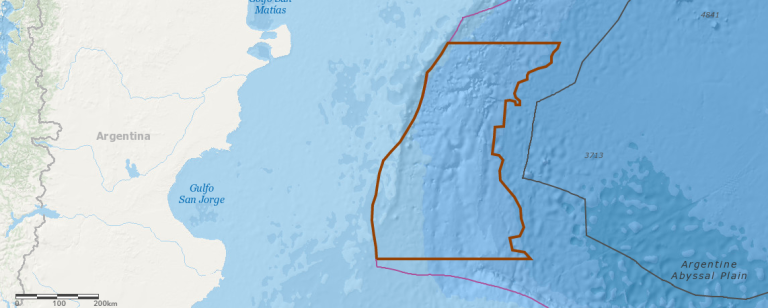 Interc谩maras, fuerte sustento opositor a la creaci贸n del AMP Agujero Azul