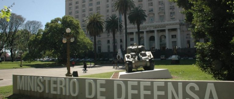 Encuentro de Recursos Naturales y Tecnología en UNDEF