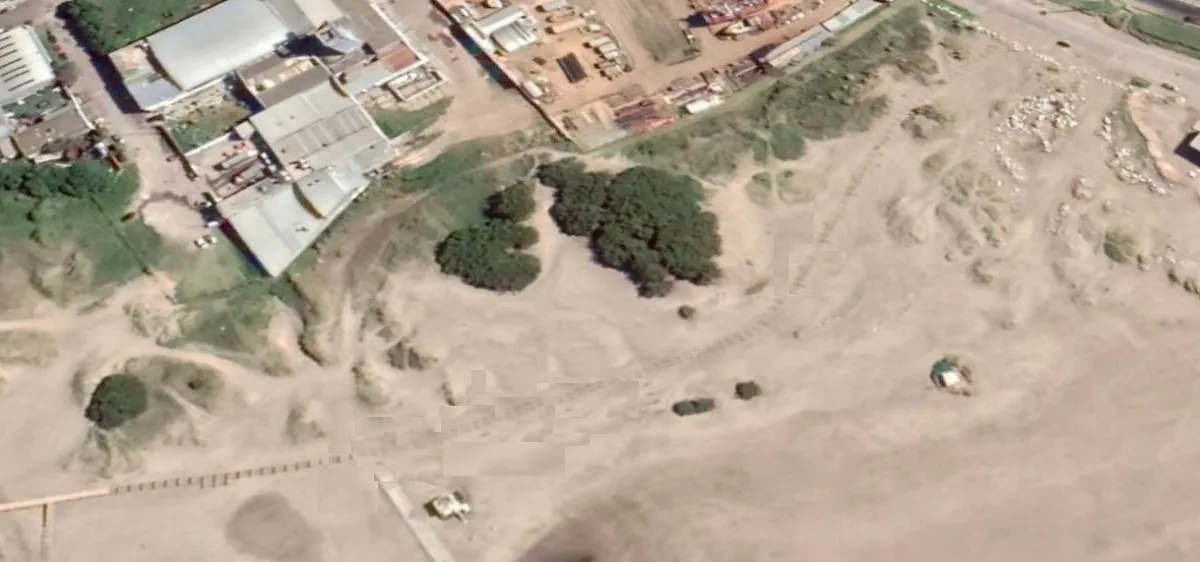 Polémica en torno a la licitación de la arenera en el puerto