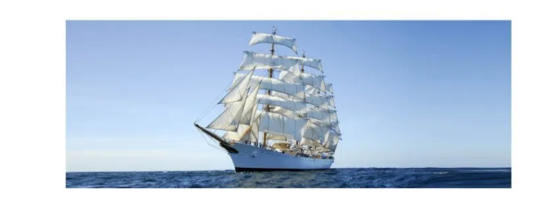 La fragata ARA Libertad, amarr贸 en la Base Naval Mar del Plata