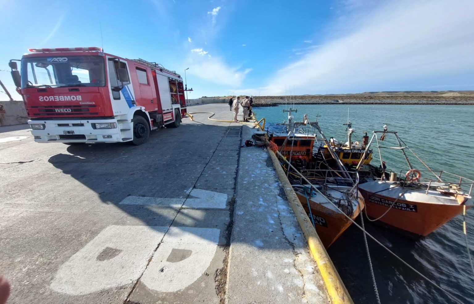 La Prefectura Naval Argentina, en Caleta Paula, evit贸 incendio en el BP Don Carlos I