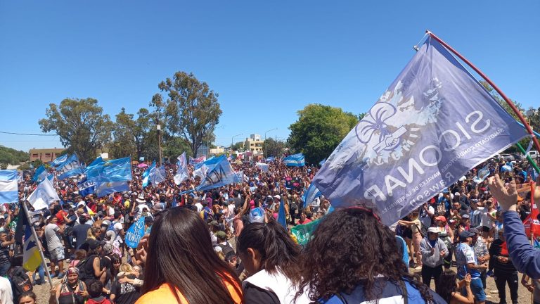 Chubut. El Gobernador Mariano Arcioni da Marcha Atr谩s, y deroga la LEY DE ZONIFICACI脫N MINERA