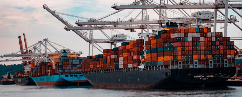 Nicol谩s Stella, Despachantes de Aduana, marca registrada del puerto marplatense