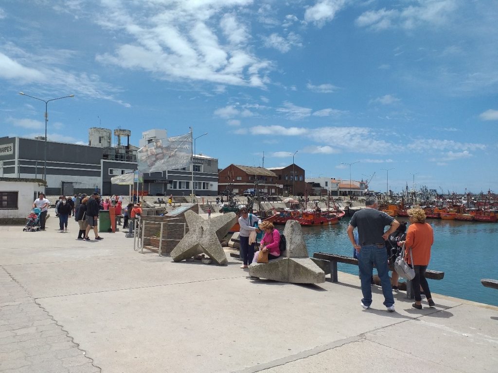 El puerto su historia, trabajo, turismo y gastronom铆a