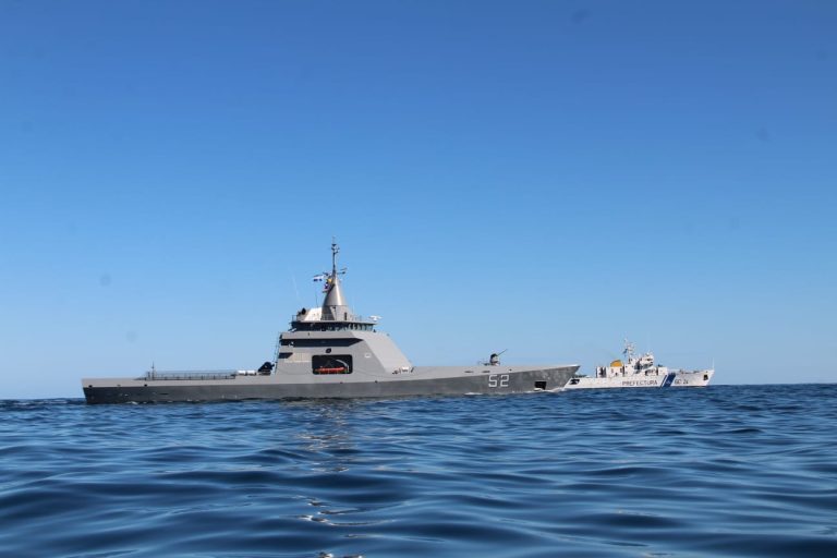 Primer operativo del Comando Conjunto MarÃtimo en la milla 200