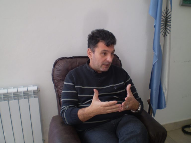 Elecciones SIMAPE: Pablo Trueba arras贸 por un per铆odo m谩s