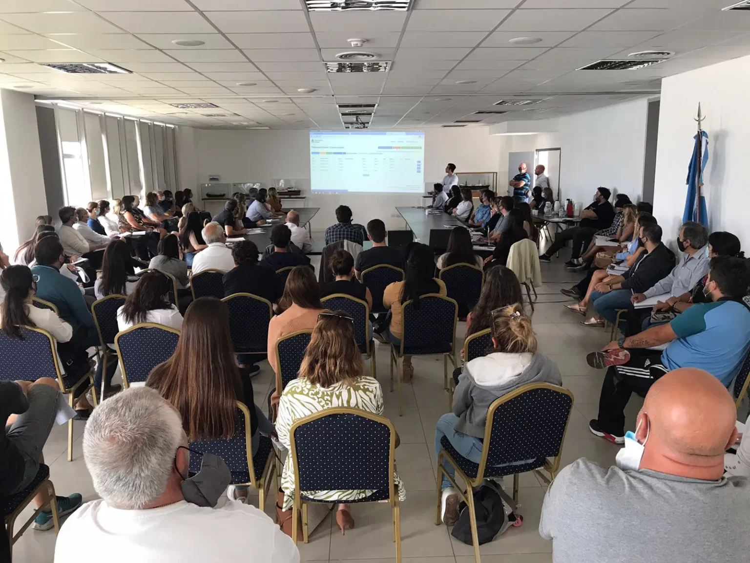 Intensa jornada de trabajo de la Dirección Nacional de Control y Fiscalización Pesquera con los grupos empresarios pesqueros