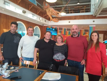 El Centro Comercial del Puerto firmó convenio con la Asociación de Embarcaciones Costeras