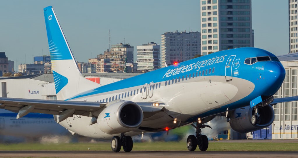 Aerolíneas Argentinas, intenta allanar el camino para dar logística a la  exportación de pescados y mariscos frescos - Pescare