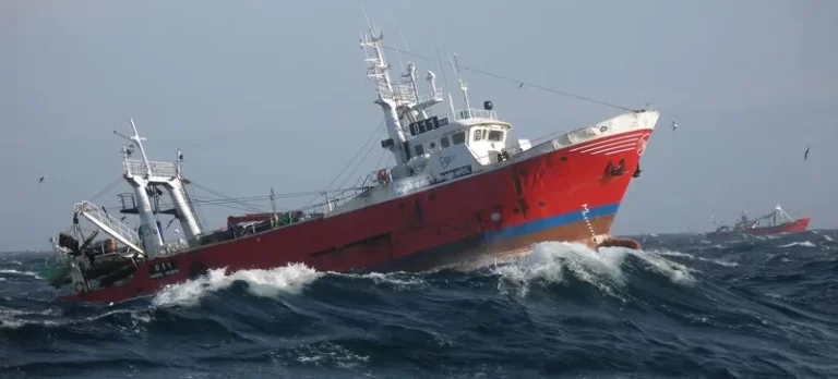 Cuarto intermedio para la negociaci贸n de Capitanes y C谩maras empresarias pescare