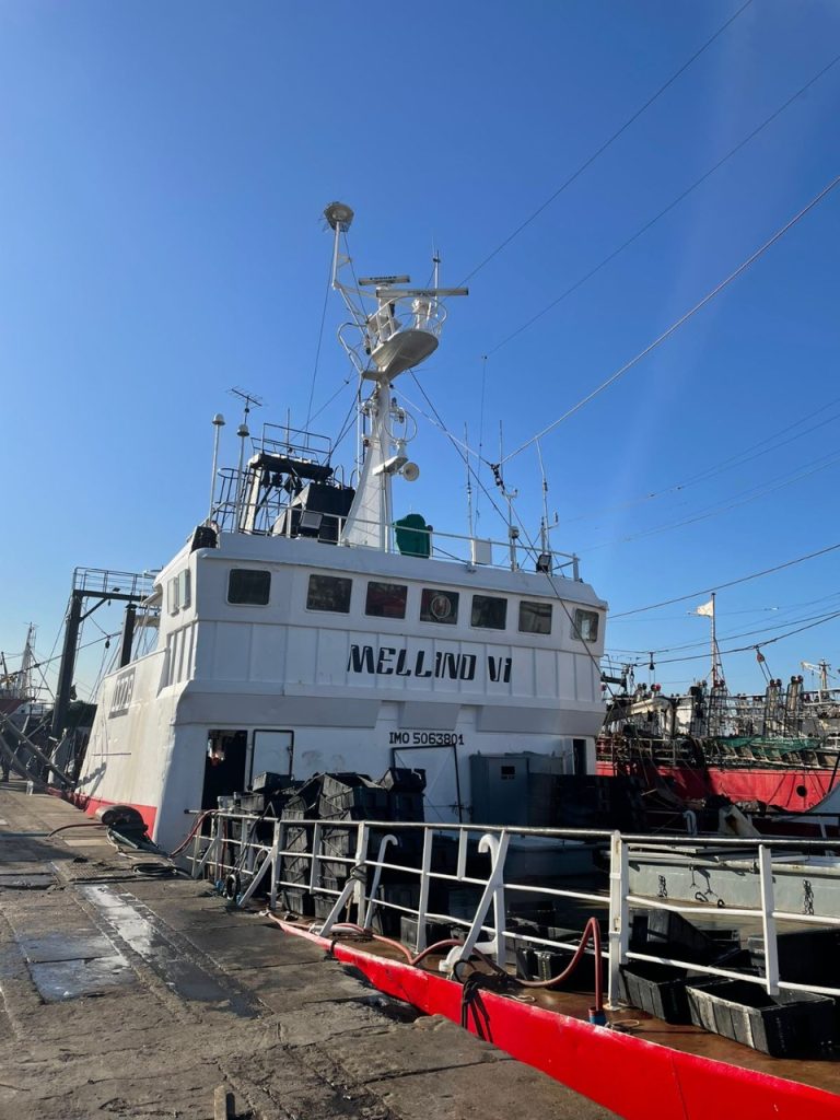 La Dirección de Pesca junto al INVAP analizan la colocación de cámaras en el B/P Mellino VI