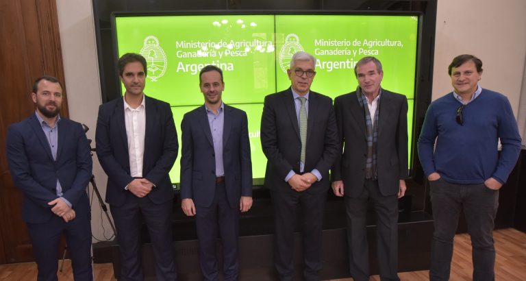 Primera exportaci贸n de trucha arco铆ris de cultivo a Jap贸n