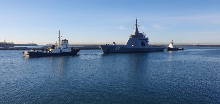 Arrib贸 a la Base Naval Mar del Plata, la nueva patrullera oce谩nica ARA Contralmirante Cordero