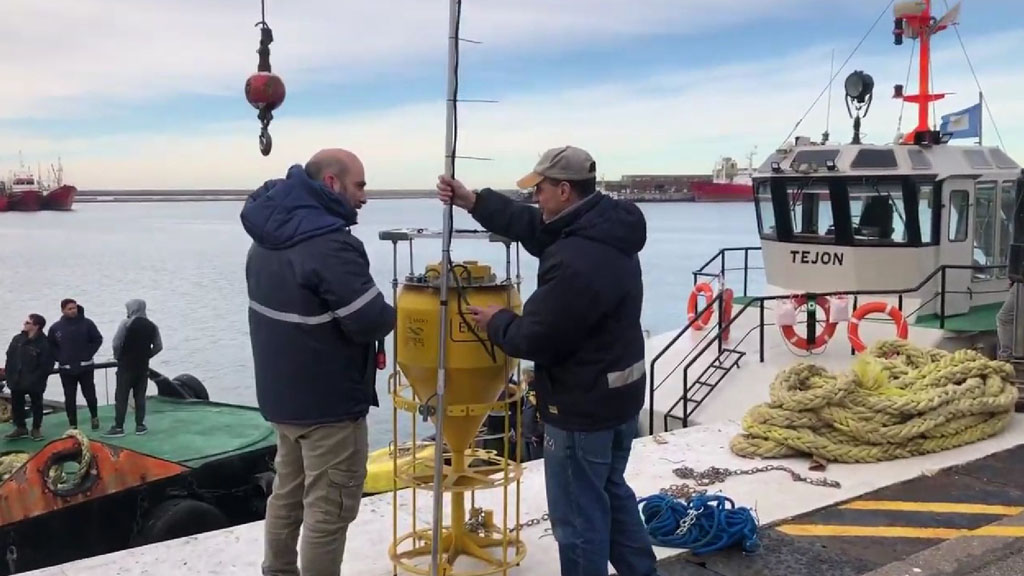 Investigadores del Conicet y QM Equipment diseñan boya para medir condiciones dinámicas del mar