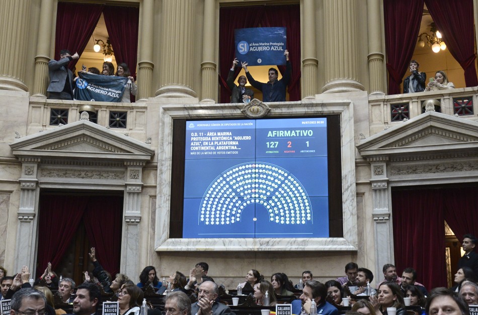 Área Marina Protegida Agujero Azul. Cuando deciden los que no saben. Pobre pesca..!