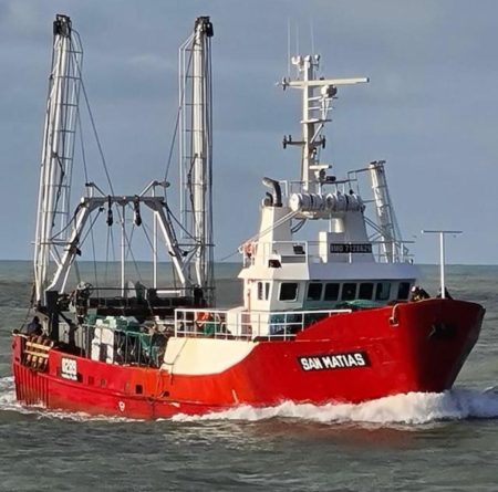 Levantan la restricci贸n de suspensi贸n de despachos de pesca objetivo de langostino fuera de la ZVPJM