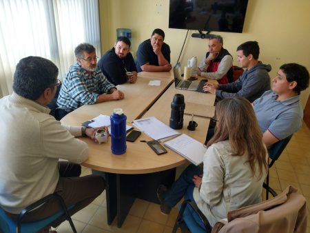 Chubut. Se reunieron participantes del sector pesquero artesanal para definir pol铆ticas a implementar en el sector